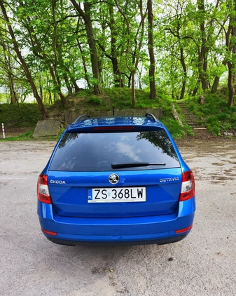 Skoda Octavia cena 69900 przebieg: 77000, rok produkcji 2019 z Szczecin małe 562